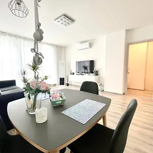 vizitați hotelul