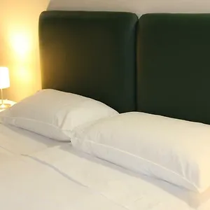 vizitați hotelul